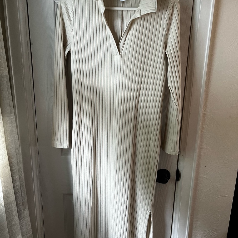 Old Navy Cream Ribbed Sheath Dress
